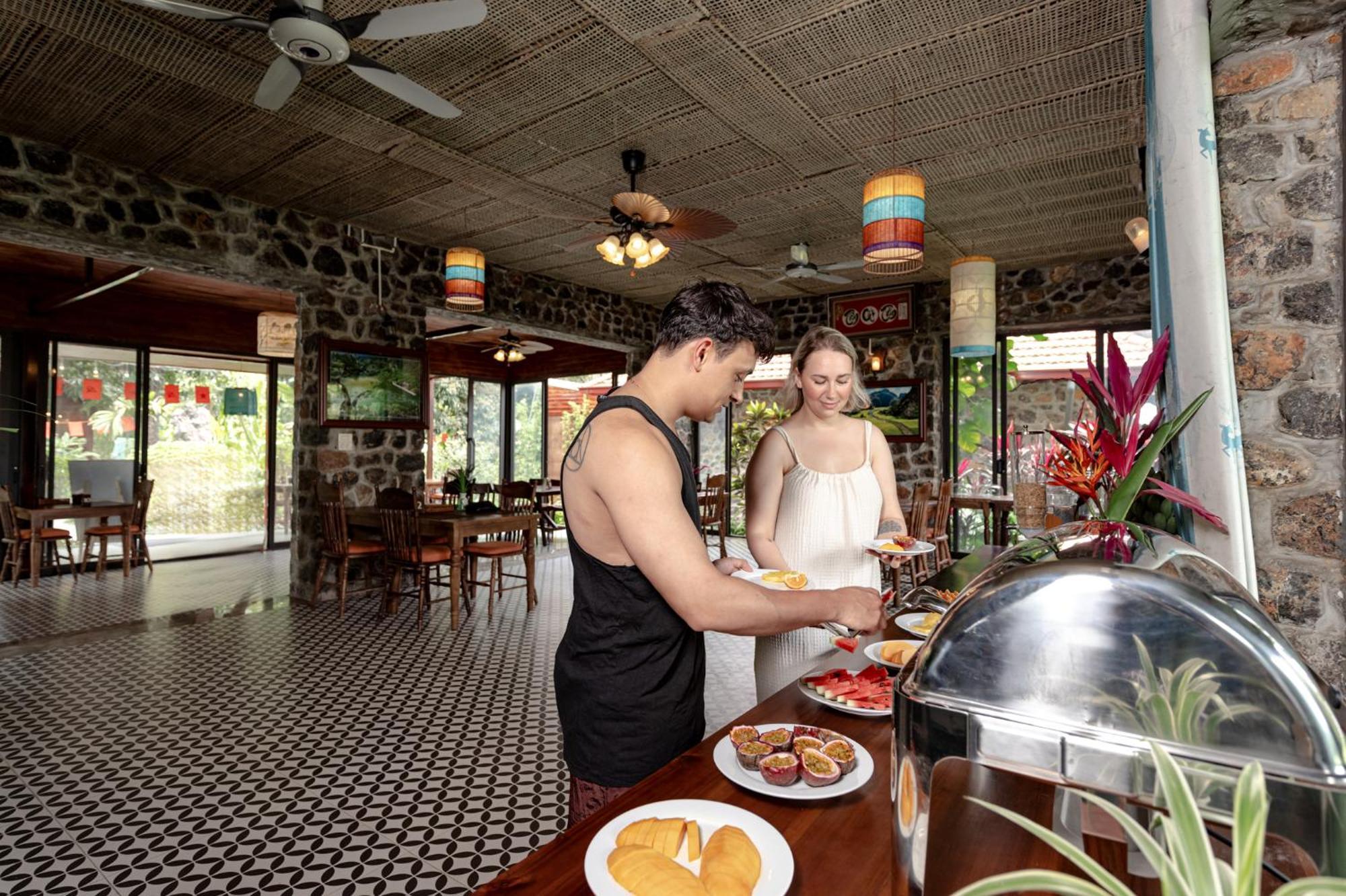 Khu du lịch Hoa Và Đá Ninh Binh Exterior foto